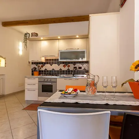 Dimora Arquer - Old Town Apartament *